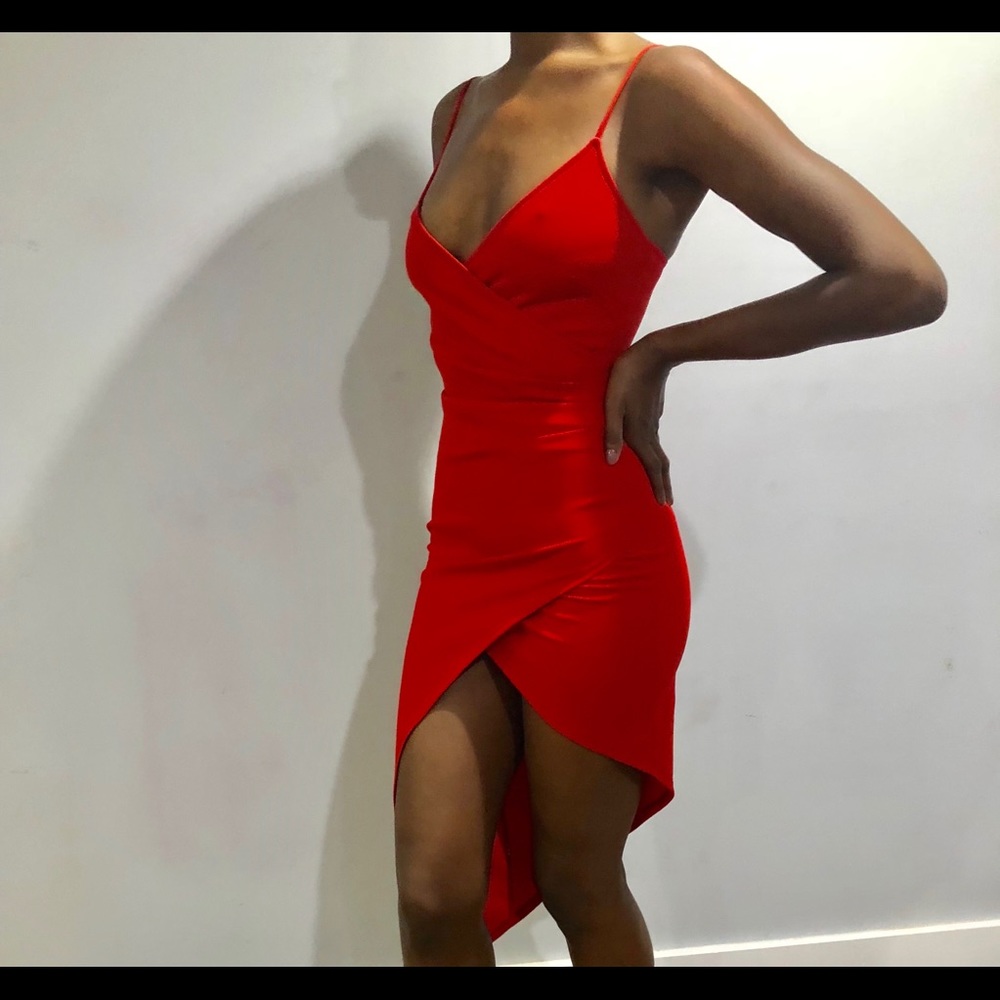 Red Dress - Picture 2 of 2
